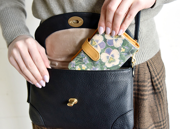 長財布と二つ折り財布 どっちがいい スタッフおすすめ 女性視点 の選び方
